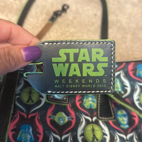 2015 Disney Stars Wars Weekend, Dooney & Bourke - Picture 4 of 4